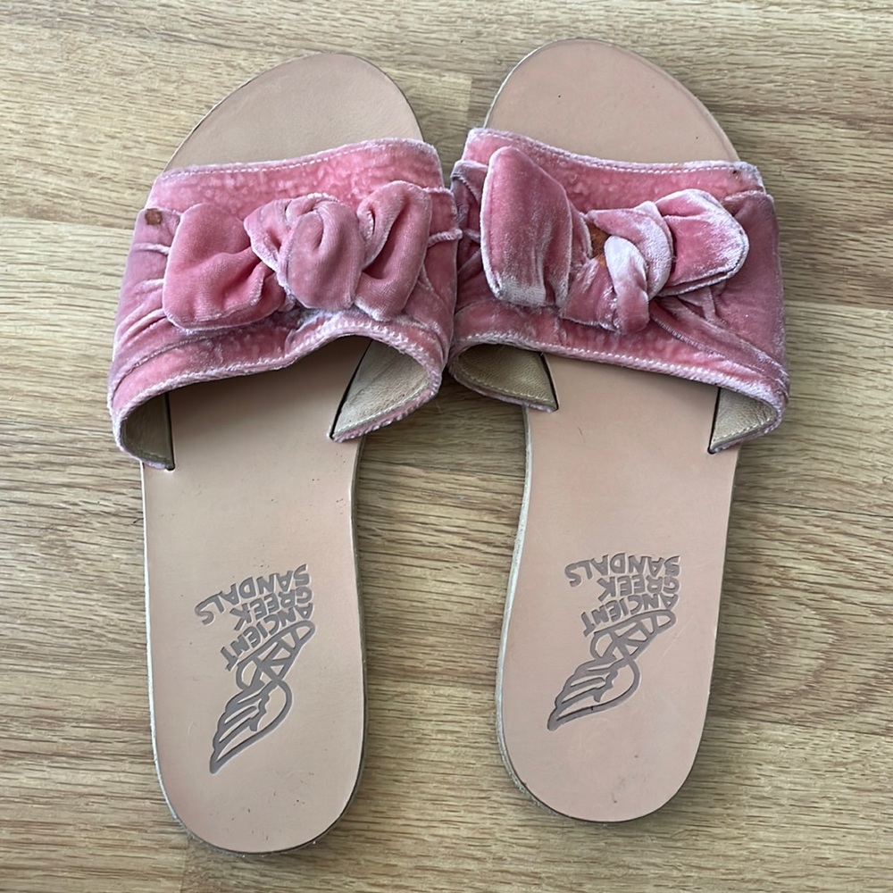 Ancient Greek sandals